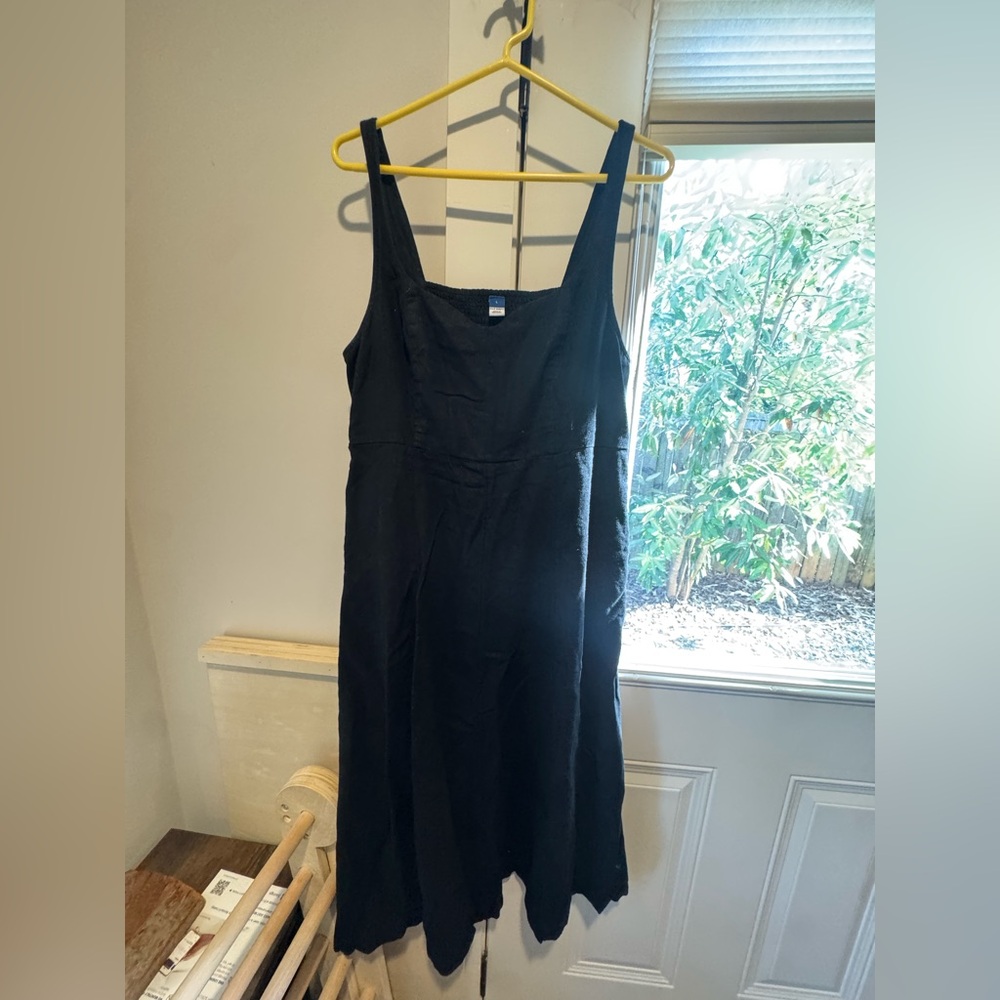 BlackTank Midi Dress